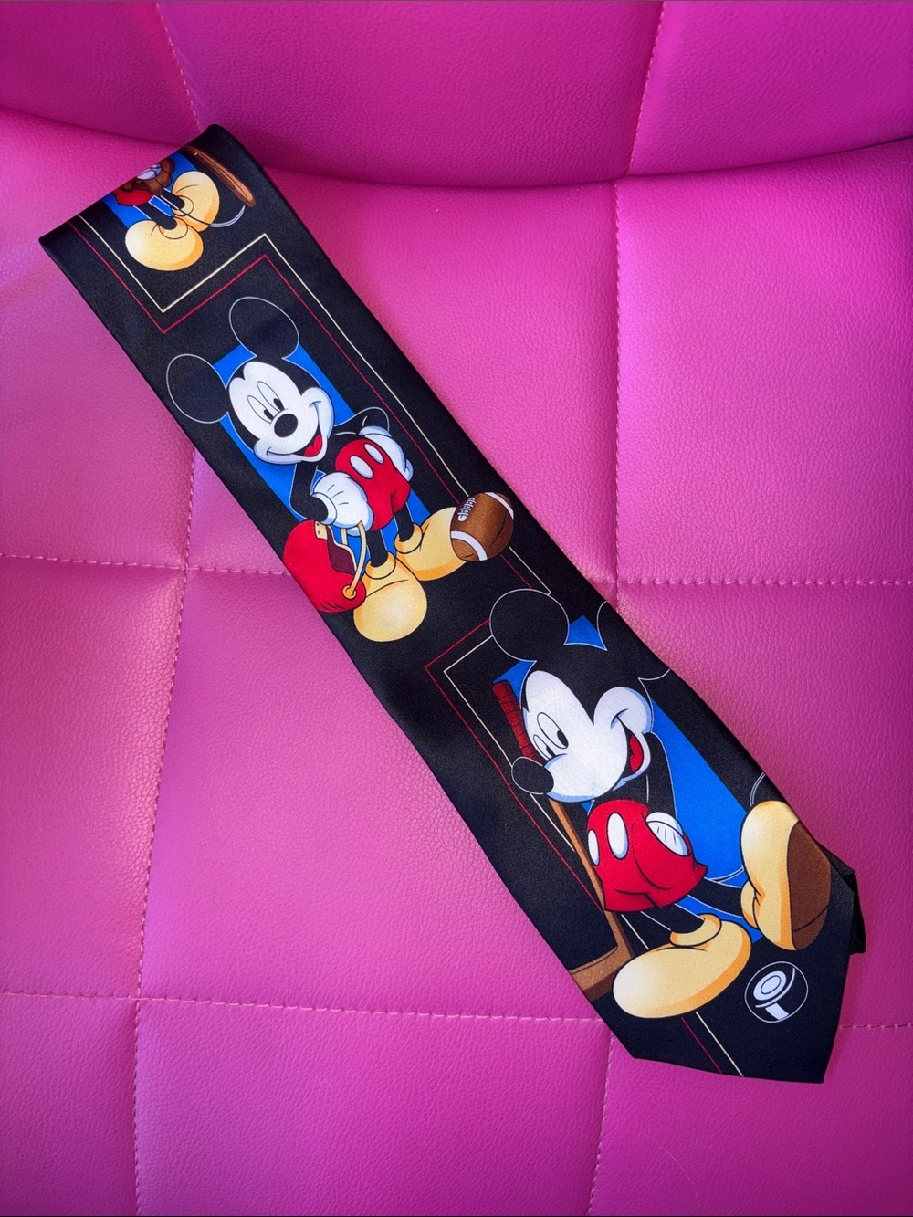 Vintage Mickey Unlimited Mickey Mouse Sports Tie
